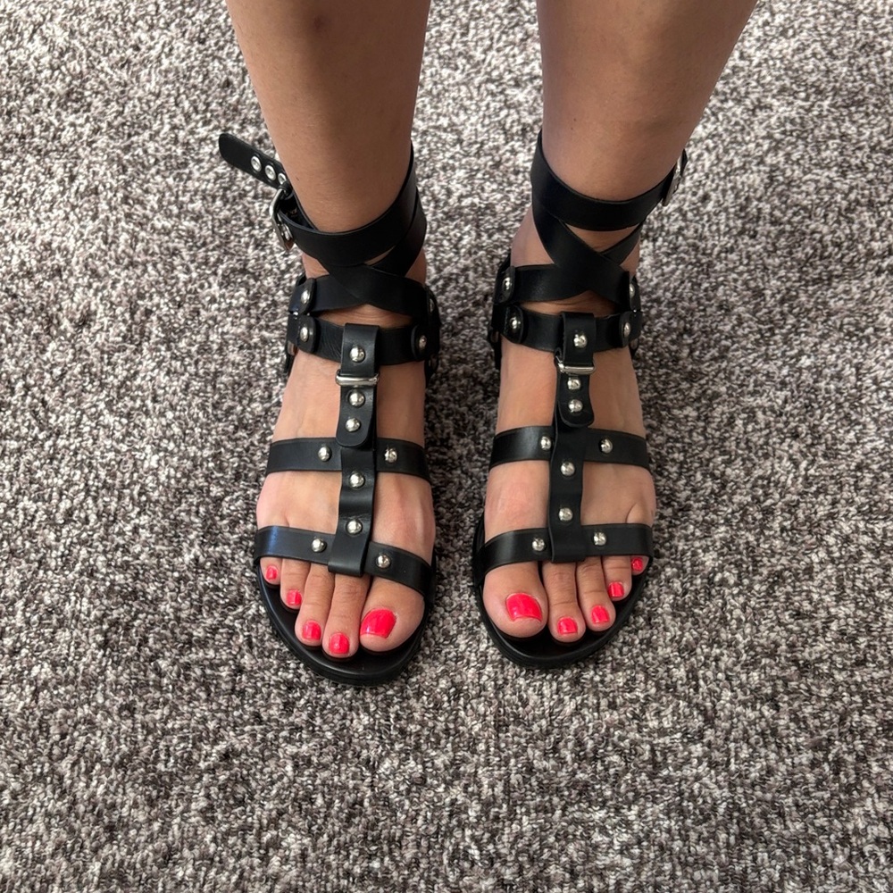 Stuart Weitzman Black Leather Studded Sandals Sz 8